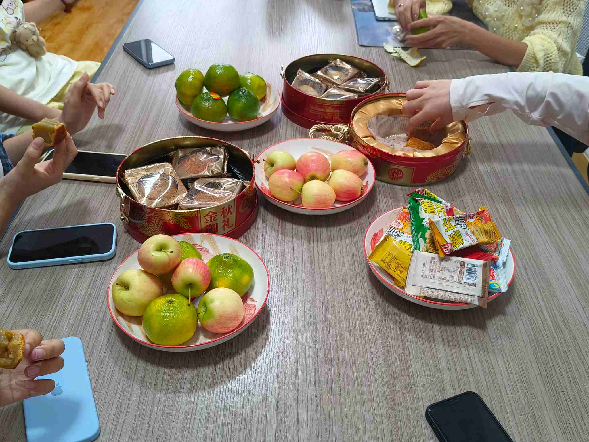 Zemeijia veranstaltet einen warmen Nachmittagstee