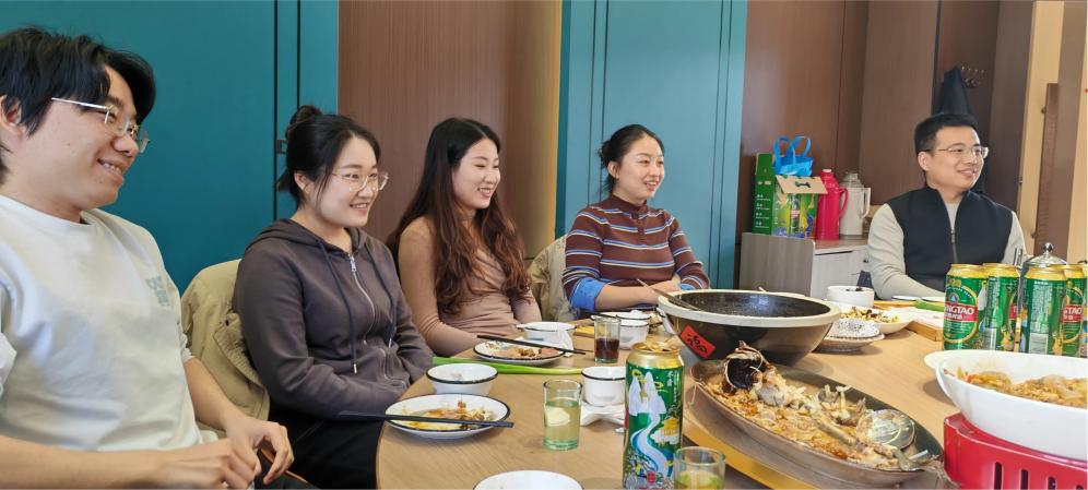 Lässt die Weihnachtsstimmung ausklingen und bringt einen Neuanfang aus der Verpackung