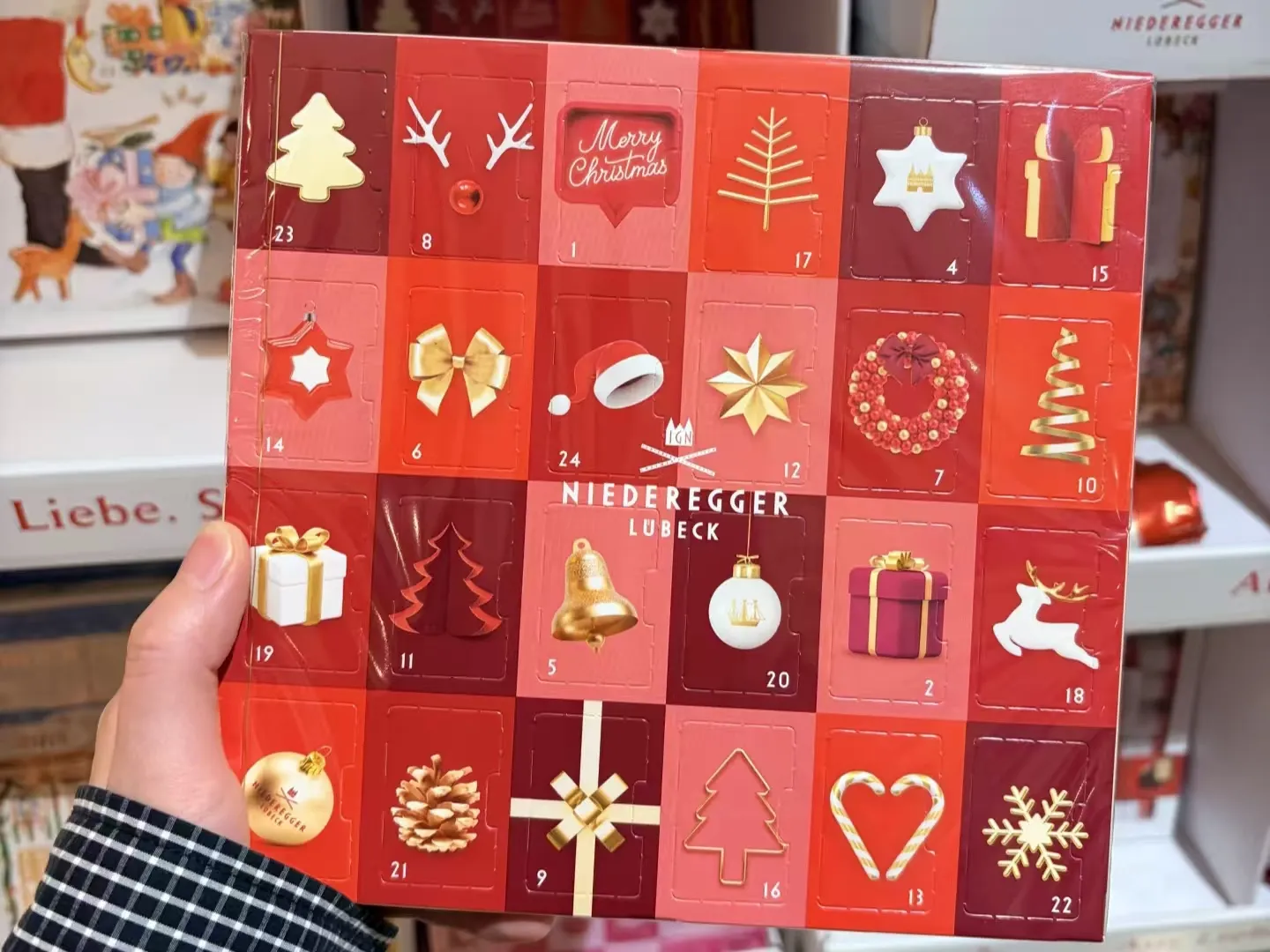 Der einzigartige Wert einer Weihnachtsgeschenk-Blindbox aus Papier