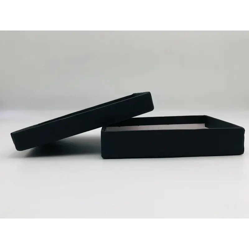 Papierbox mit separatem Deckel